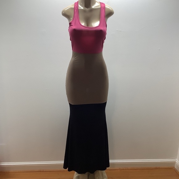 U.O. Elegant Pink, Tan, and Black Size Small Maxi Sleeveless Dress. Preloved - Picture 2 of 8